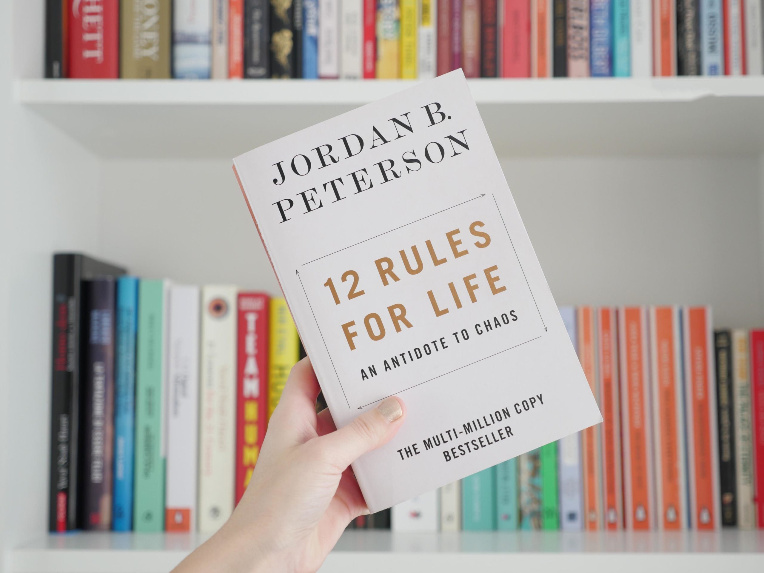 who reads 12 rules for life audiobook